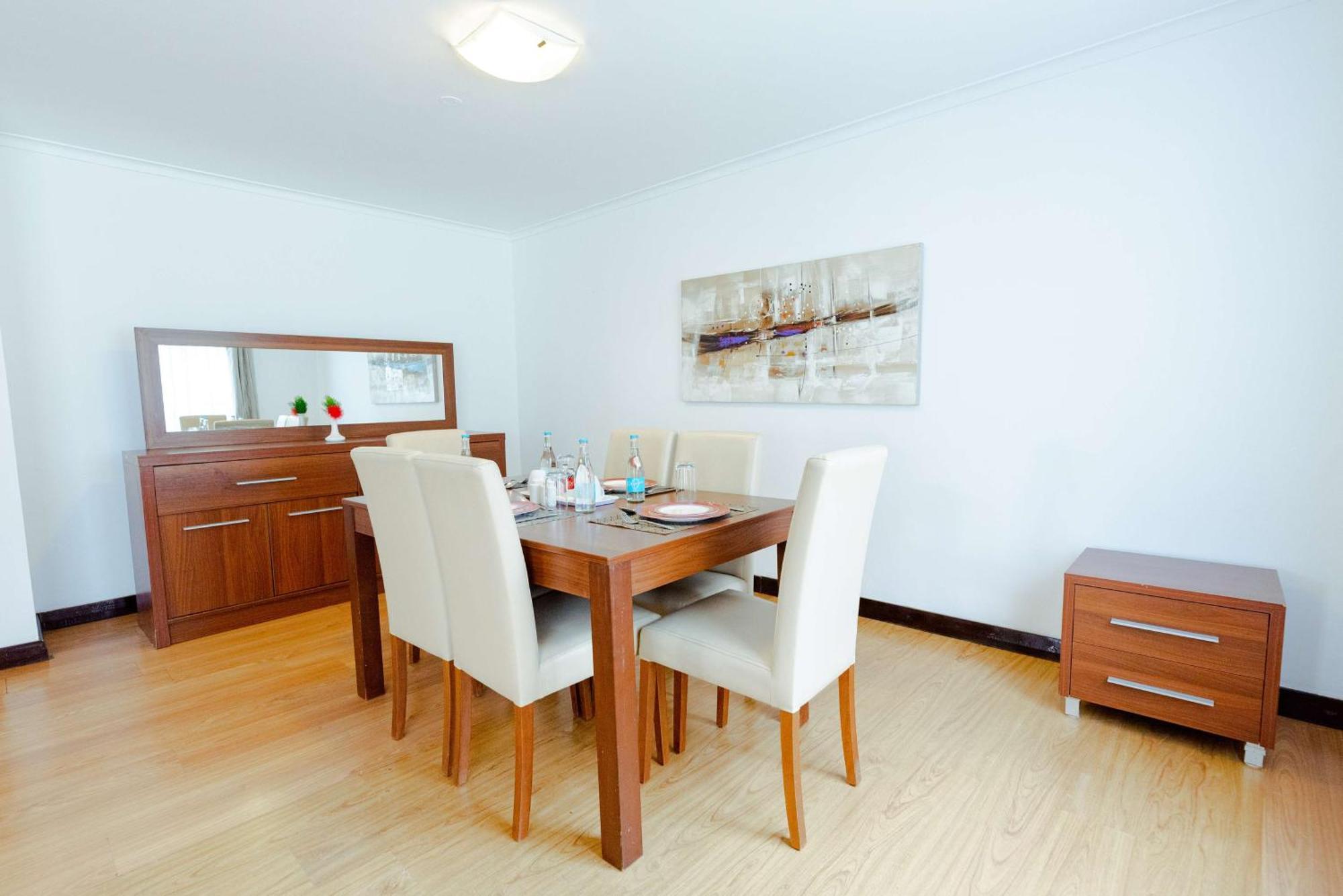 Heri Heights Hotel Apartments, Surestay Collection By Best Western Nairobi Kültér fotó